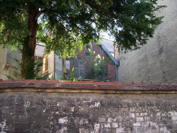  Maison en briques (rue Dominique)